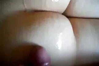Người yêu quỳ gối nuốt con cu sex gai xinh hay nhat to bằng miệng.