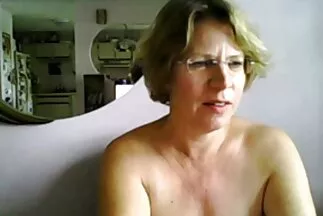 Vẻ đẹp ngoạn mục trong màu hồng vui vẻ với phim sex da đen chơi gái nhật một con mèo có kinh nghiệm.