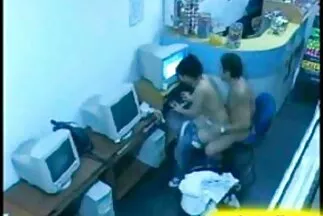 Gà mảnh khảnh linh hoạt thích thủ dâm. sex phá trinh nhật bản