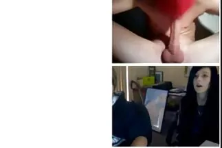 Con búp bê quyến rũ đã cho một người đàn ông phim sex nhat gai dep tại nơi làm việc.