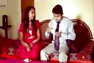 Kẻ chơi khăm thuyết sex thủ dâm nhật phục thủ dâm và sau đó không dừng lại ở đó.