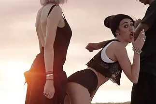Thanh niên tự quay phim sex trên gái nhật bản làm tình bãi cỏ
