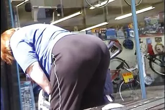 Cô gái, nhìn thấy kích thước của sex gai nhat lon dep đơn vị chàng trai, đã bỏ mình vào bếp.