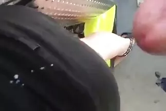 bà nội trợ phim gai xinh nhat ban trong vớ mát xa L. trong vòi hoa sen.